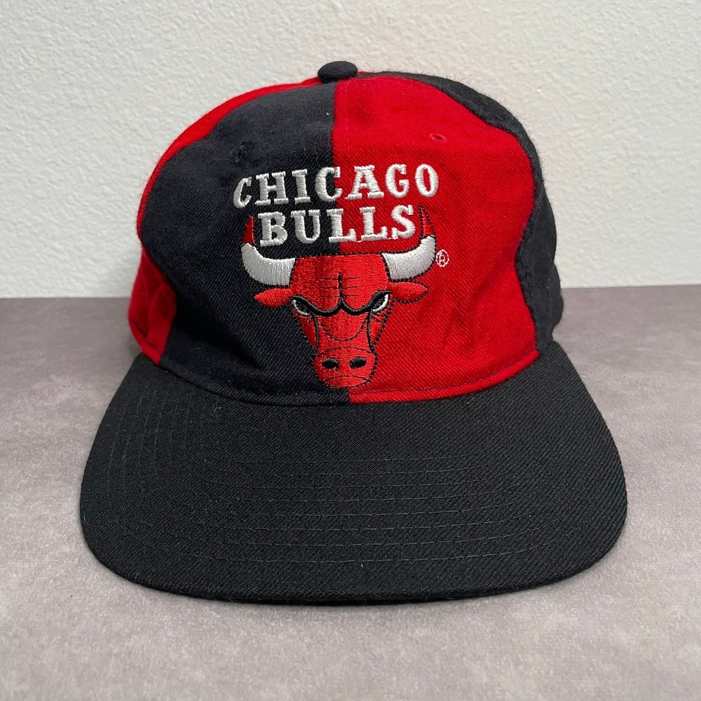 Vintage Chicago Bulls Starter Pinwheel Snapback Cap Hat NBA Black Red One Size